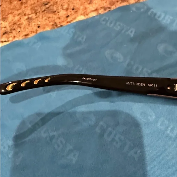 Costa Black Sunglasses with Case - Picture 6 of 8